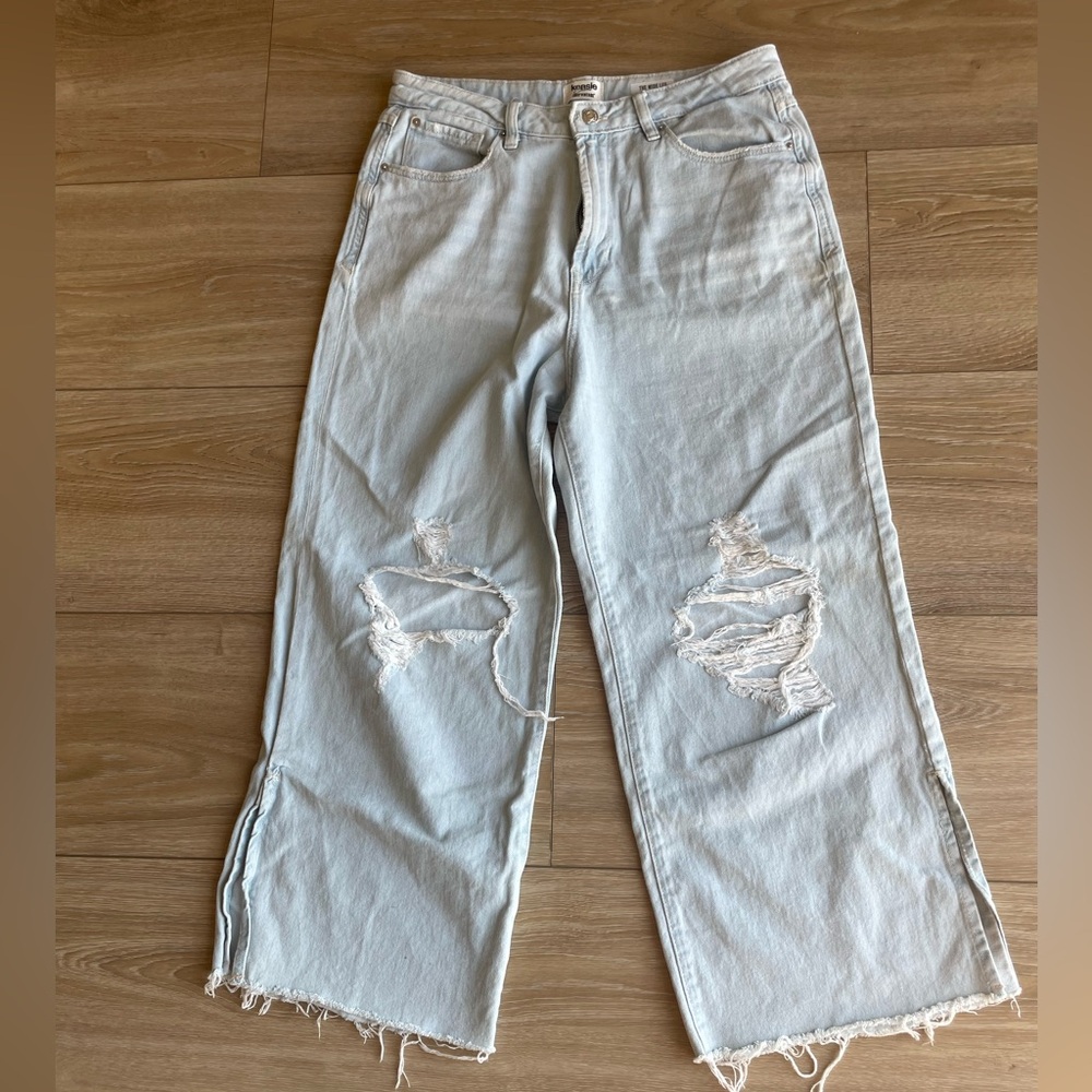 Kenzie from Nordstrom. The wide leg jeans.